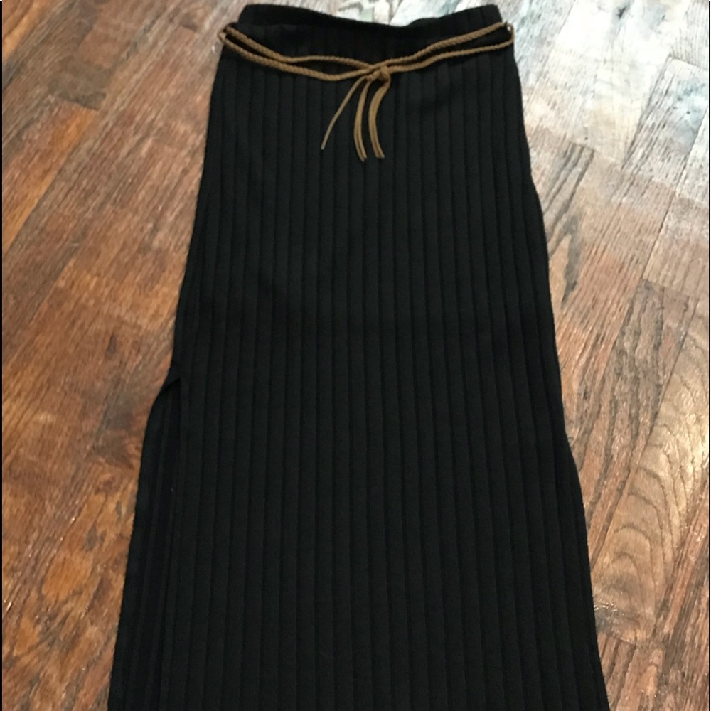 Long black skirt